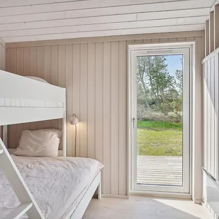Erke - 500m From The Sea By Interhome Feriehus
